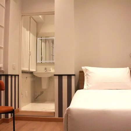 Homa Certosa District Otel 2*