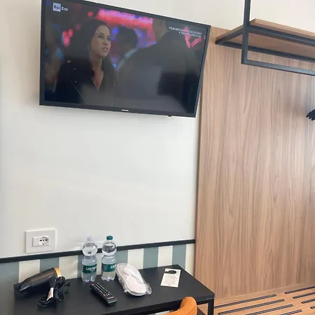 Homa Certosa District 2*