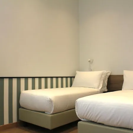 Homa Certosa District 2* Milano