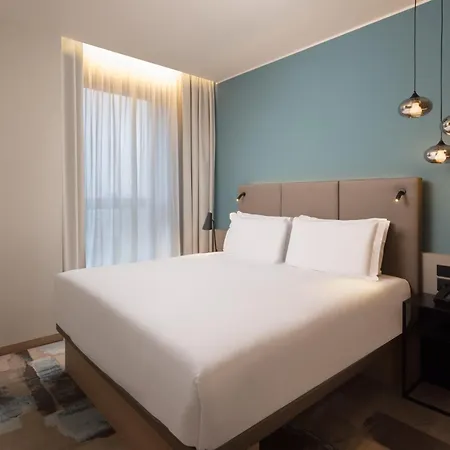 호텔 By Marriott Linate