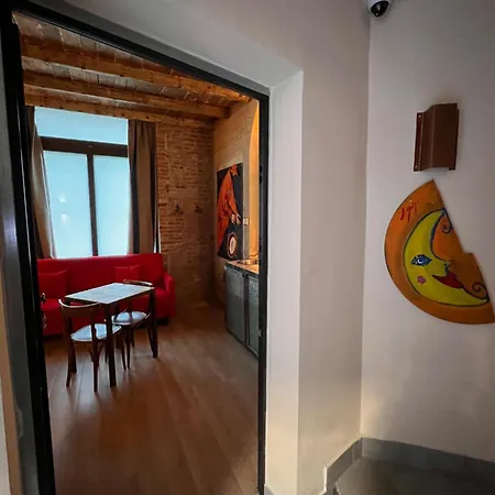 Feriehus Orange Moon Vibrant Modern Luxury Loft *