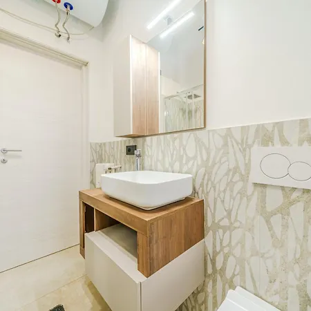 Eva's Cozy - Metro Istria & Wi-fi ميلان