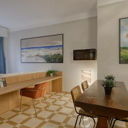 بيت ضيافة Dibraluxurysuites