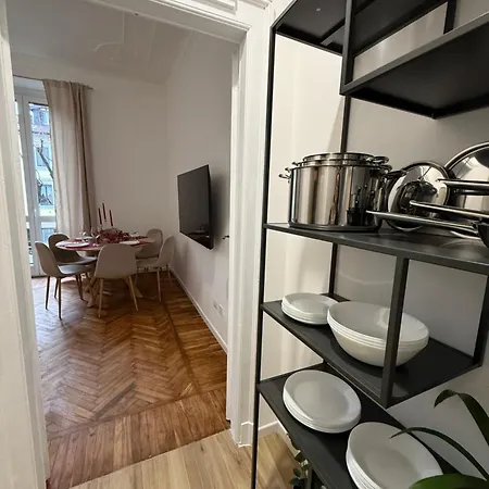 Feriehus Newly Renovated 2br Near Bocconi & Metro