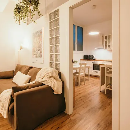 Casa De Amicis - Lakeside L&b 3*