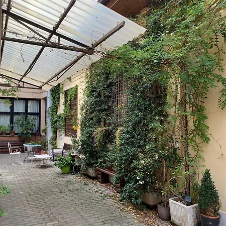 Corte Dei Navigli Milanesi ゲストハウス