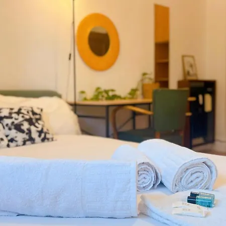 Гостевой дом Exclusive & Cosy 3-bedroom By San Siro Stadium & Metro *