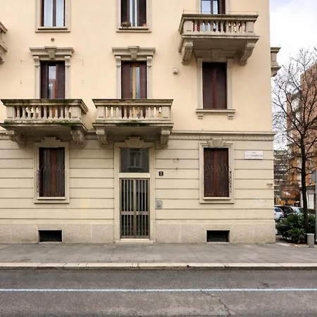 Bb Underground Centro Bed & Breakfast