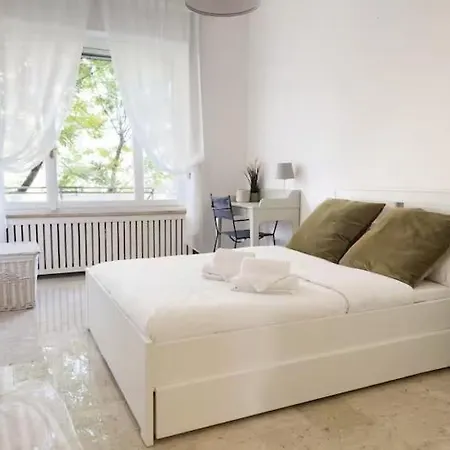 Solari Design District- 4 Mega Siute * Milano