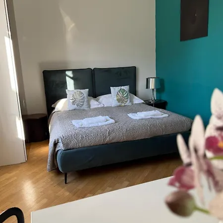 Freguglia - Attico Con Vista Duomo 3* Milano