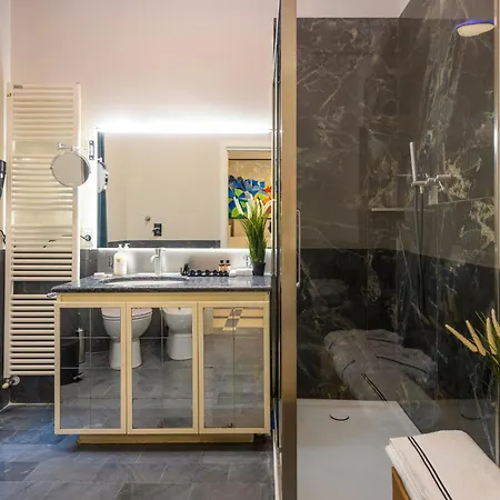 ゲストハウス Dibraluxurysuites ミラノ