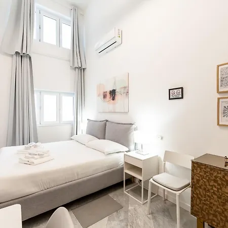 Acero & Ibisco - Repubblica By Innstay 3*