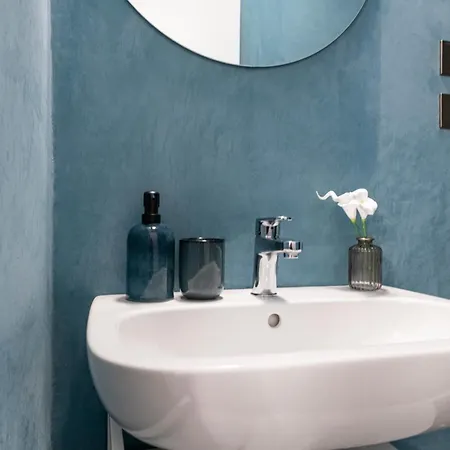 Πανσιόν Easylife - In Via Della Spiga 4*