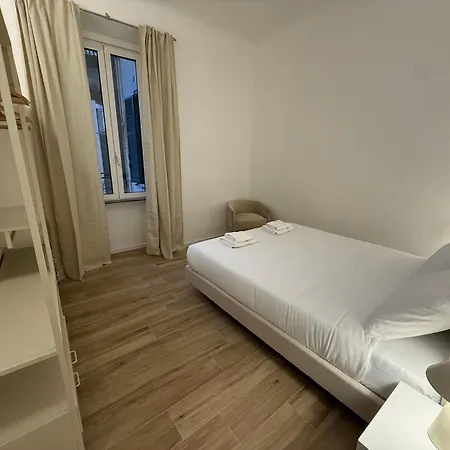 Newly Renovated 2br Near Bocconi & Metro Feriehus *