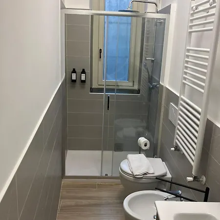 Alojamento de Acomodação e Pequeno-almoço Navigli Modern