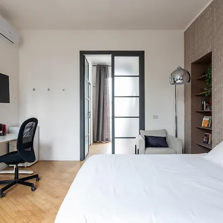 Freguglia - Attico Con Vista Duomo Affittacamere Milano