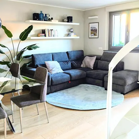 Casacorinne - Superattico Mediolan