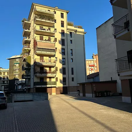 Lejlighed Rhofiera Sansiro Viale Certosa Area
