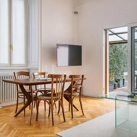 Isola Luxury Living; Big Terrace * Milano