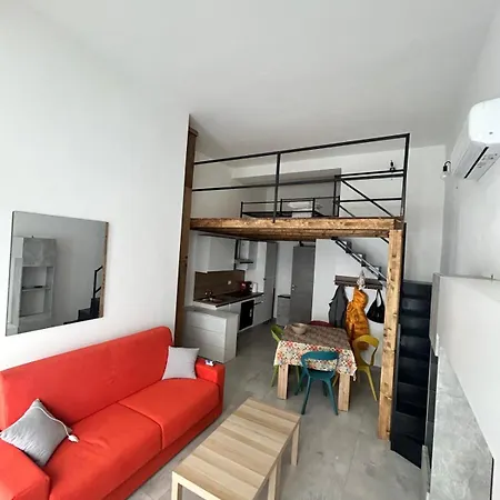 Apartment Station House