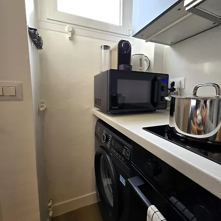 Yr Apartments - Ca' Granda - 1 Min Walk To Metro דירה *