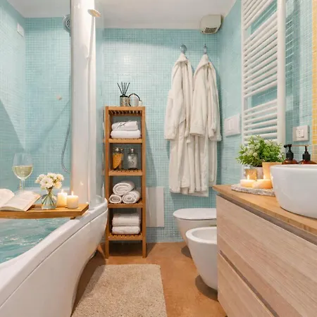 Private Parking - Stylish Navigli Loft Appartement *