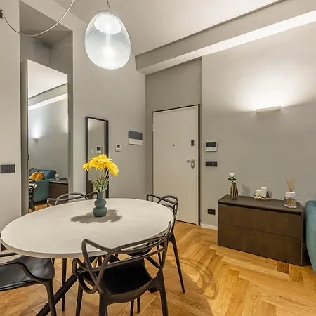 Luxury Modern Near Duomo - Exclusive &