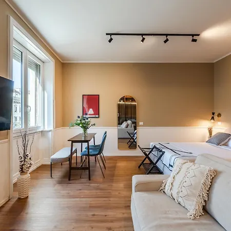 The Icon - Duomo View Milan