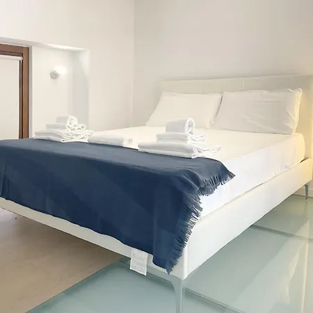 Flatsharing - Collegno 3 Level Loft Apartament *