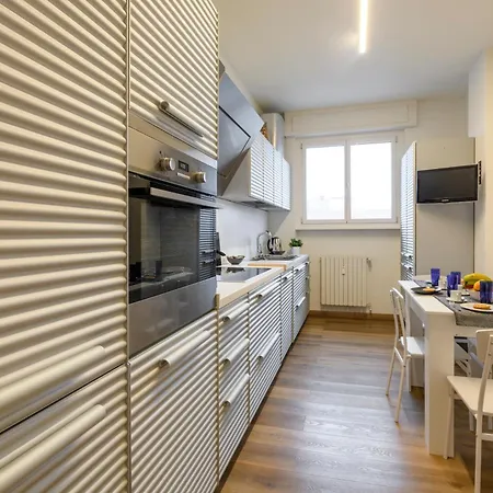 Apartmán Modica, 16 - Near Iulm