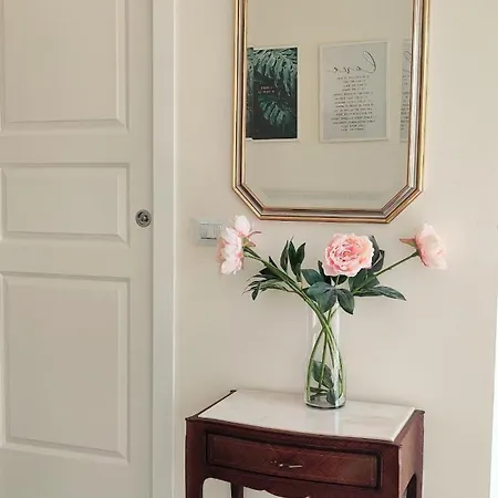 Brand New Connected To Two Metro Lines Apartment