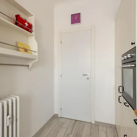 Bdc - With Parking! *