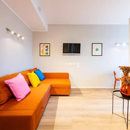 Ieo Area - Duomo 15 Min - New And Bright 아파트