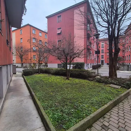 Isola Da Lucy * Milan