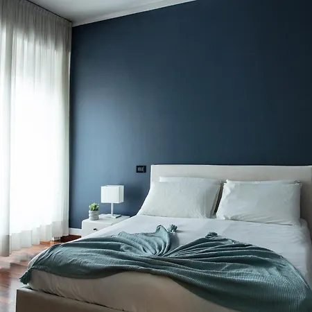 Elegante Zona Washington Vicino La Metro Milan