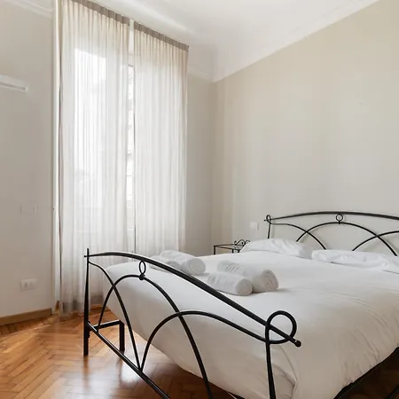 Guesthost - Stylish In Porta Romana Apartmán Milán