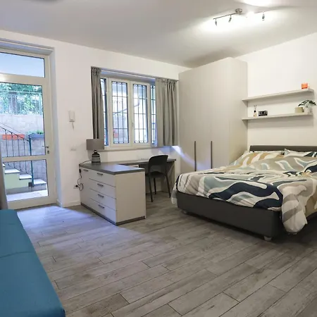 Open Space Con Veranda A Citta Studi * 米兰