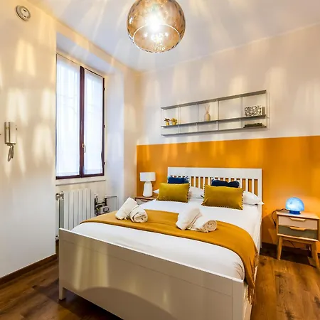 Isola Design Suite - 15min to Duomo, Central Station Milano