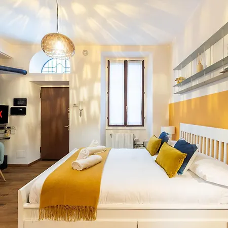 Isola Design - 15min To Duomo, Station