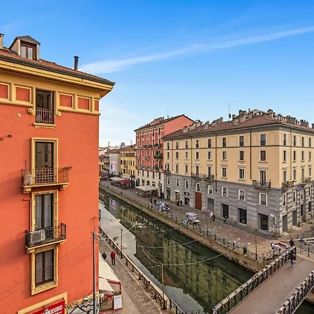 Alz54 Navigli Bright View Of The Navigli Lägenhet Milano