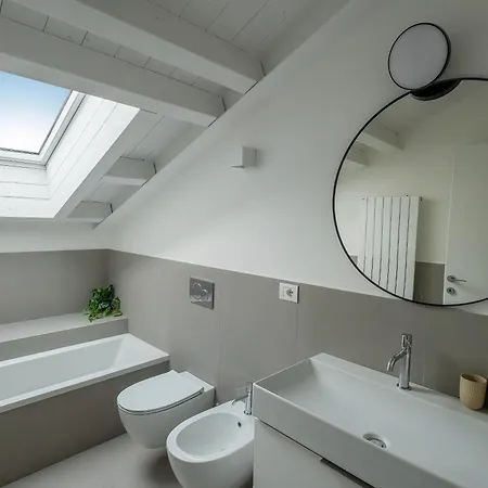 Skylife White Penthouse Lägenhet Milano