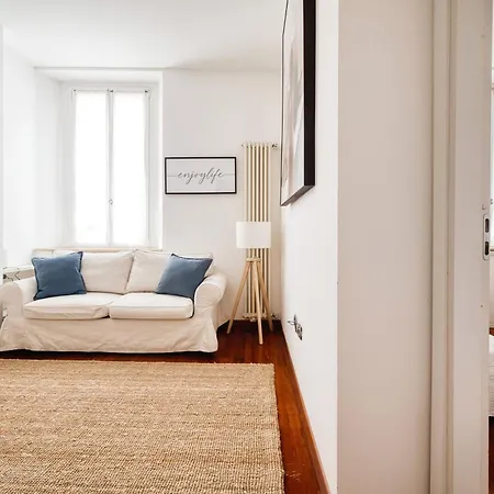 Elegant - Lorenteggio Appartement Milaan