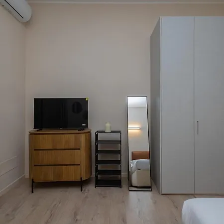 Living Arco Della Pace *