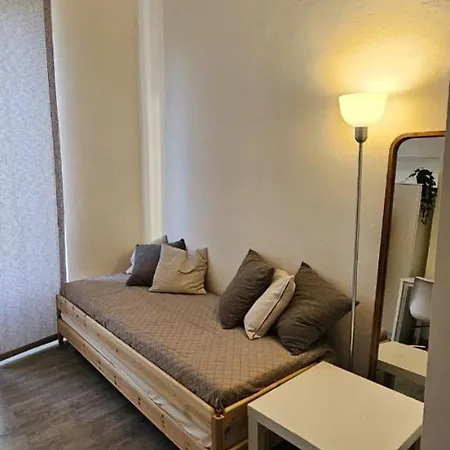 Design Loft A 10 Min Dal Duomo - Metro Brenta ミラノ