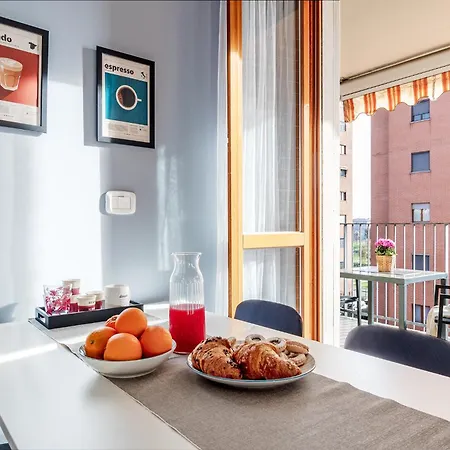 Il Nido Di Pillo-near Subway Line 4 Appartement