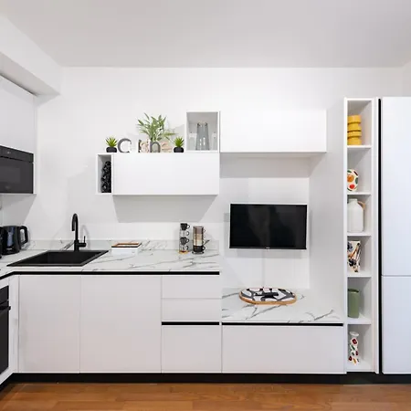 Parcheggio Gratuito - New 1bdr Con Terrazzo *