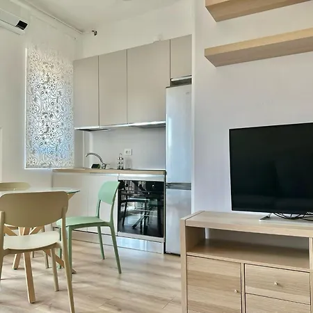 Metro M3 S&m Home, Comoda Soluzione Di Design, Con Collegamento Diretto A Duomo Di Milano, Stazione E Porta Garibaldi 公寓 *