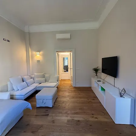 Esperienza Di Lusso A Piazza Risorgimento