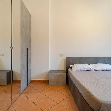 Elegant Certosa - 5 Minutes From The Duomo 아파트