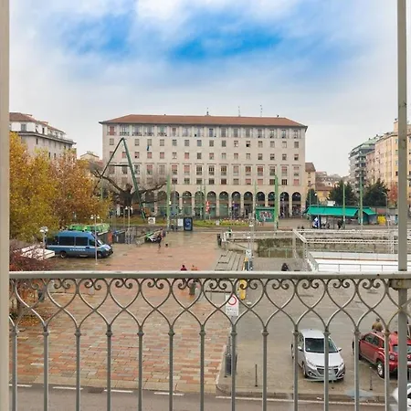 In The Heart Of Charm And Comfort On The Navigli アパート *